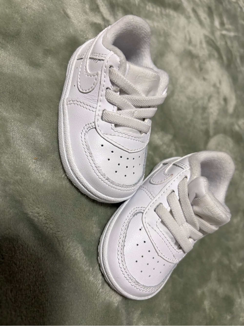 Nike Baby White Mini Trainer Sneakers